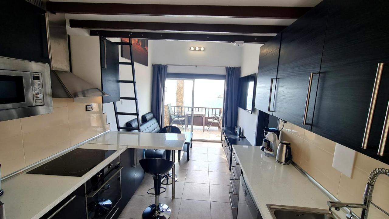 Appartamento Deluxe Seaview-Sunsets !Transfe-R Inc! Pool,2Aircond,2Tv65",600Mb Dishwasher,,2 Beaches,Anfi-View Patalavaca Esterno foto